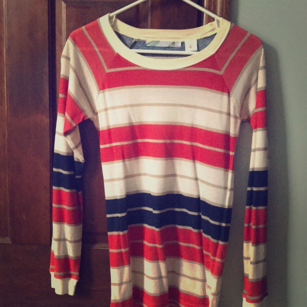 Horizontal stripe t shirt